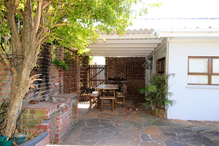 To Let 3 Bedroom Property for Rent in Gonubie Eastern Cape